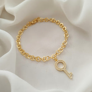 Pulseira Elo Redondo Com Chave Cravejada.
