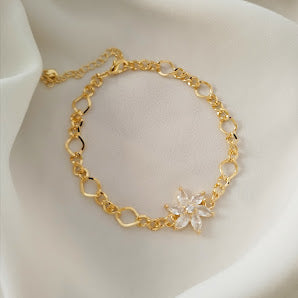 Pulseira Malha 3x1 com Flor em Navetes.